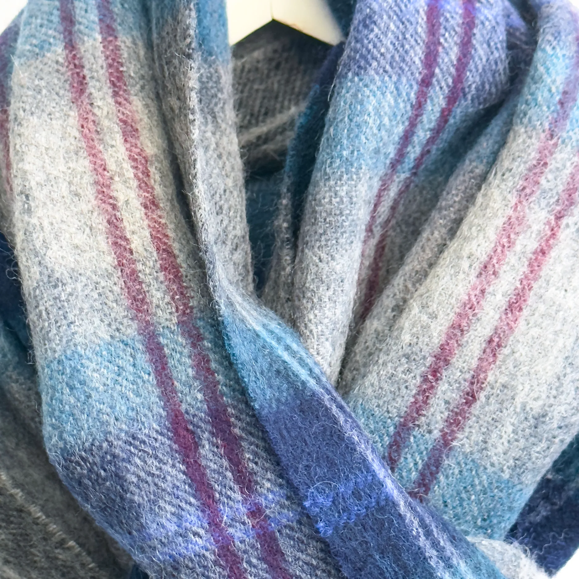 100% Lambswool Scarves
