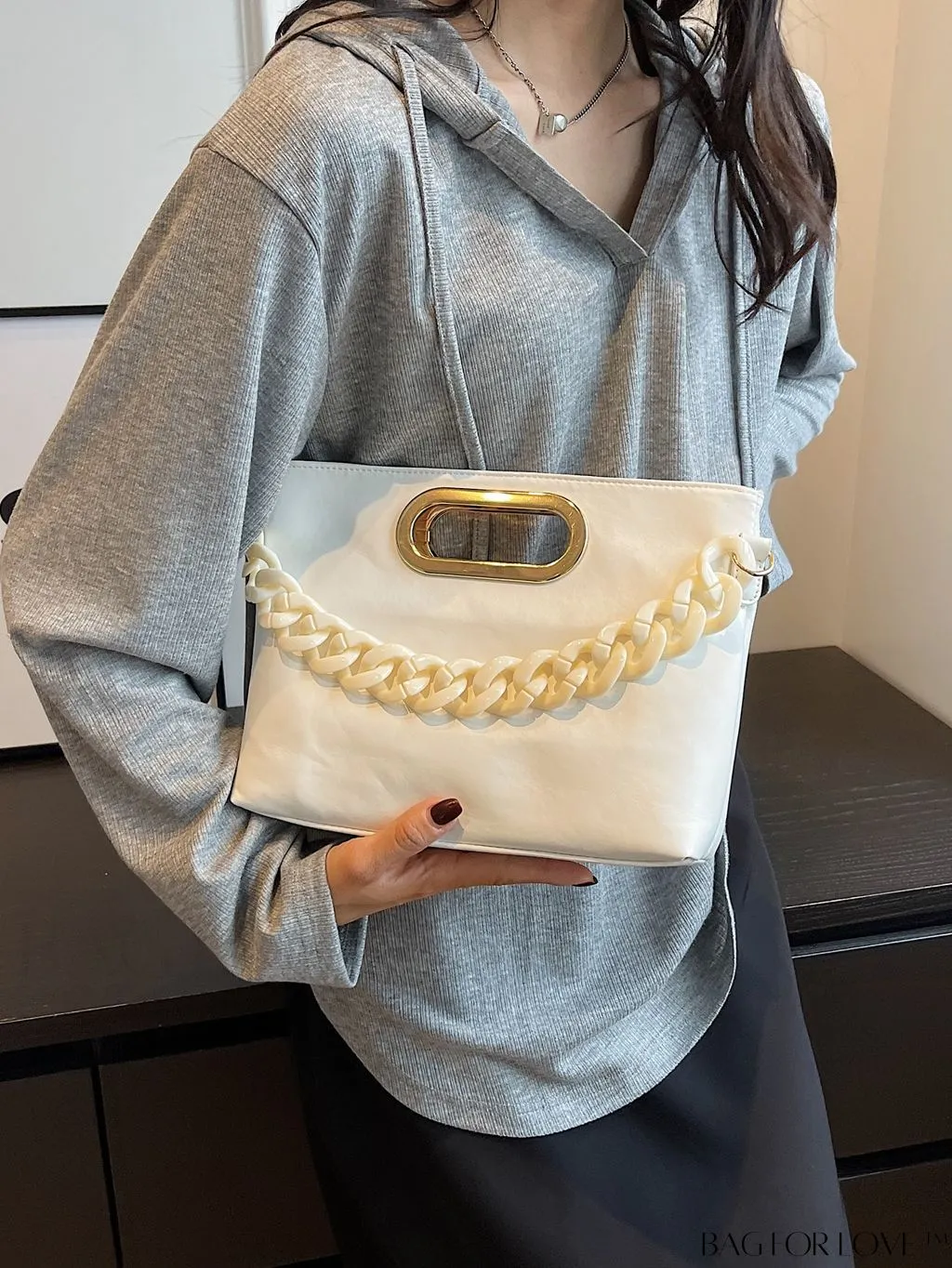 BagForLove - Chic Adjustable Shoulder Bag with Fashion Chain Embellishment