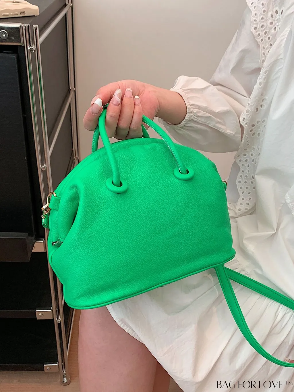 BagForLove - Chic Adjustable Shoulder Strap Handbag: Sleek and Minimalist Design