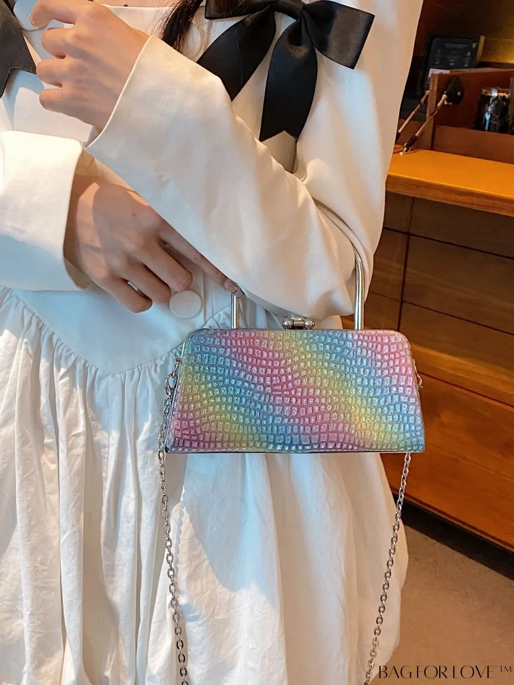 BagForLove - Chic and Versatile Crocodile Pattern Handbag for Stylish Women