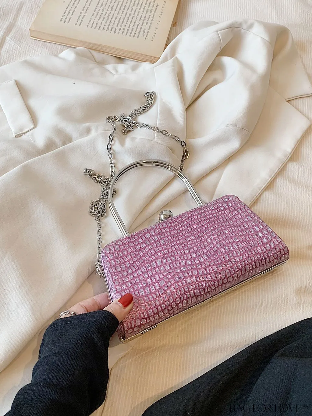 BagForLove - Chic and Versatile Crocodile Pattern Handbag for Stylish Women