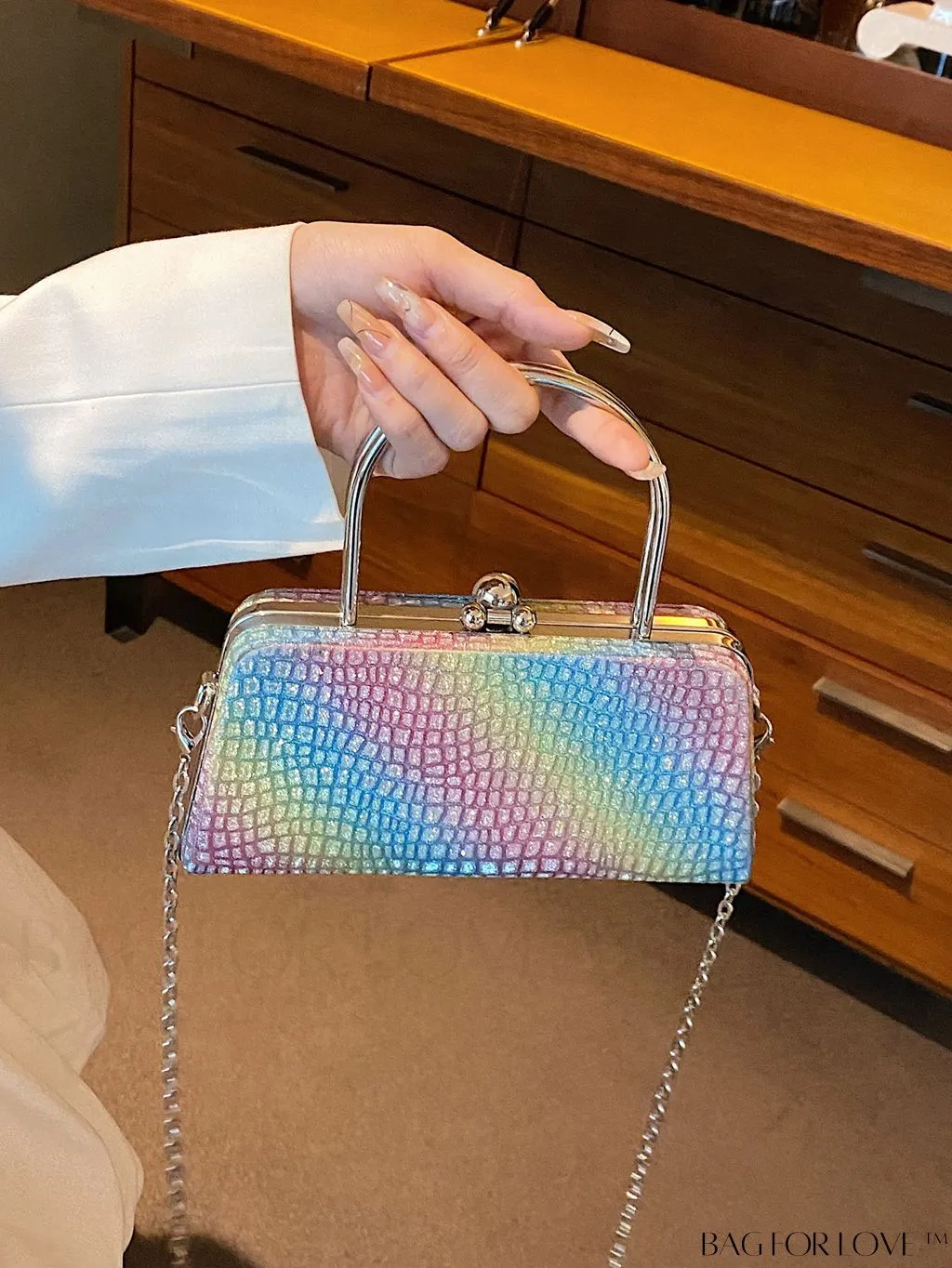 BagForLove - Chic and Versatile Crocodile Pattern Handbag for Stylish Women