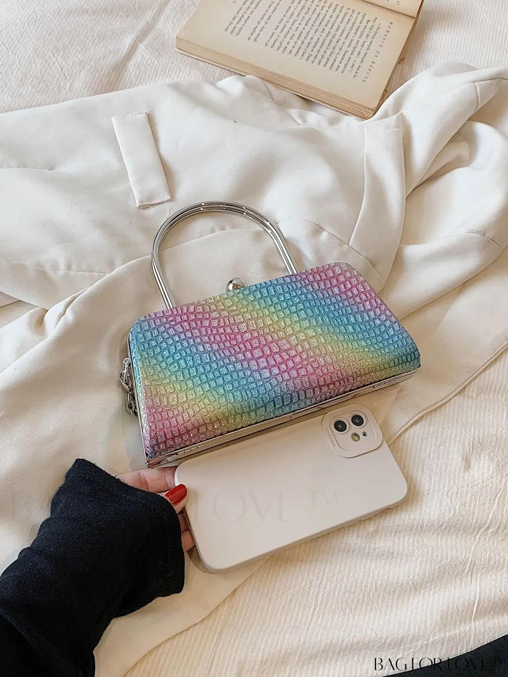 BagForLove - Chic and Versatile Crocodile Pattern Handbag for Stylish Women