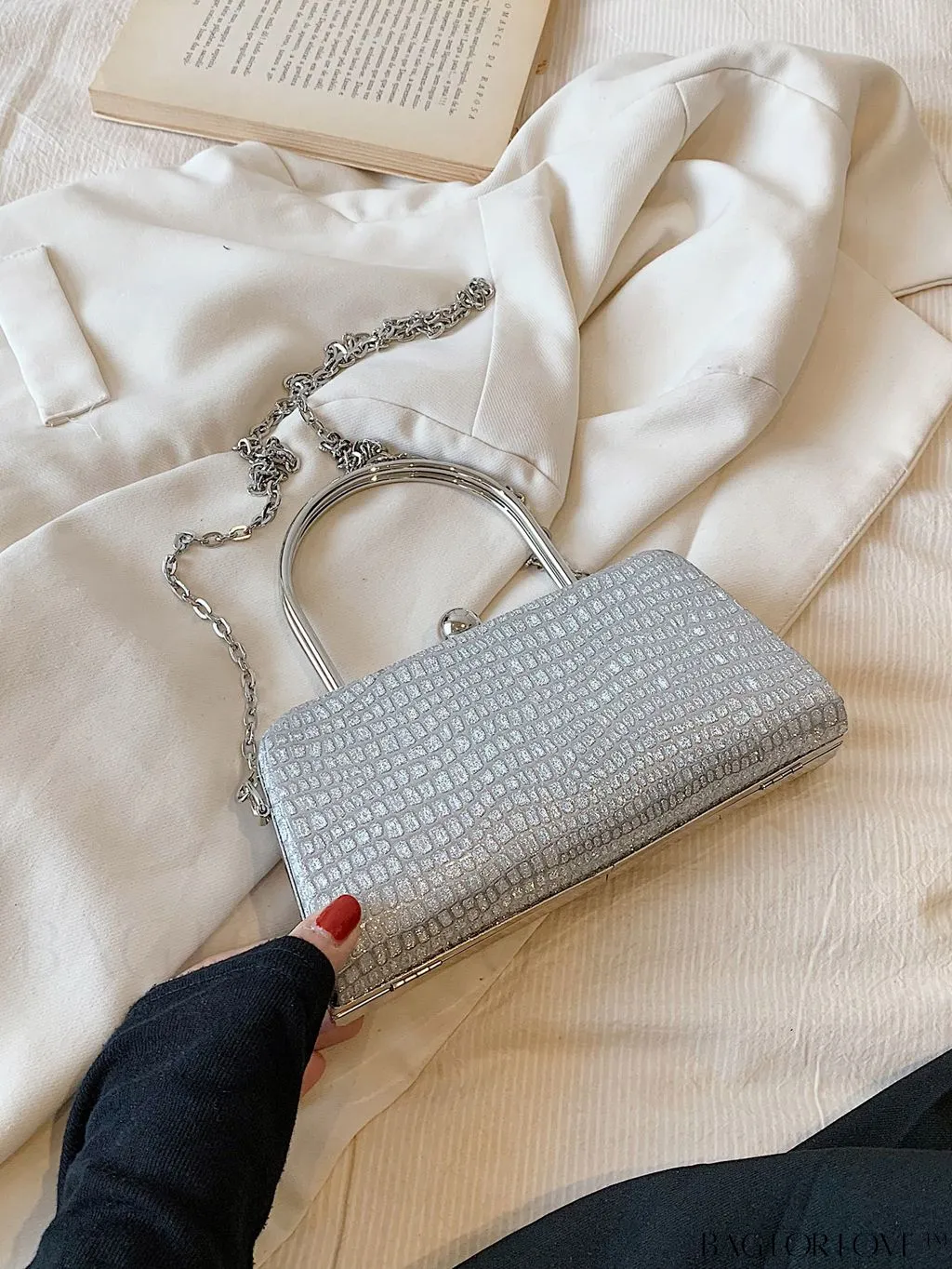 BagForLove - Chic and Versatile Crocodile Pattern Handbag for Stylish Women