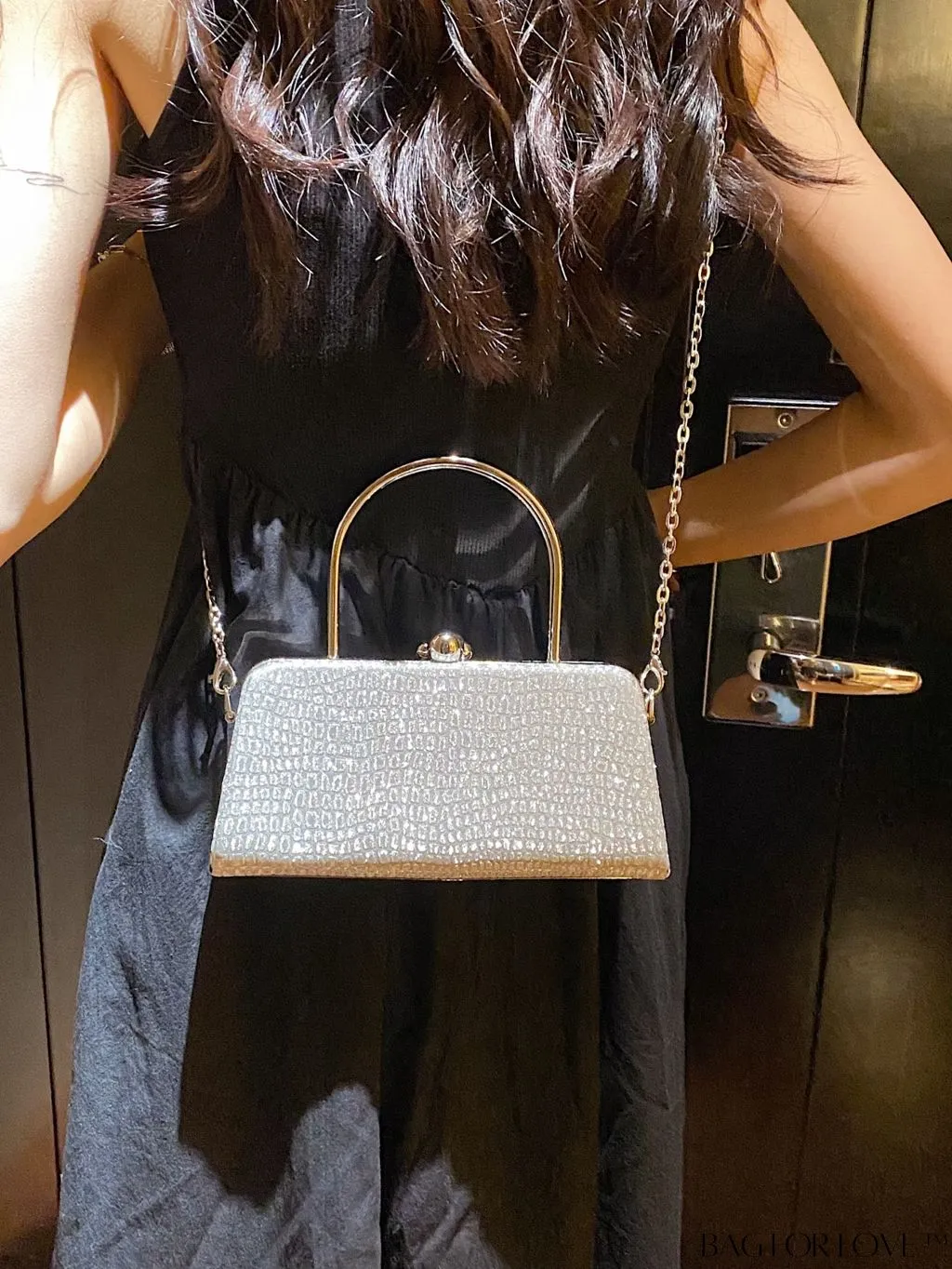 BagForLove - Chic and Versatile Crocodile Pattern Handbag for Stylish Women