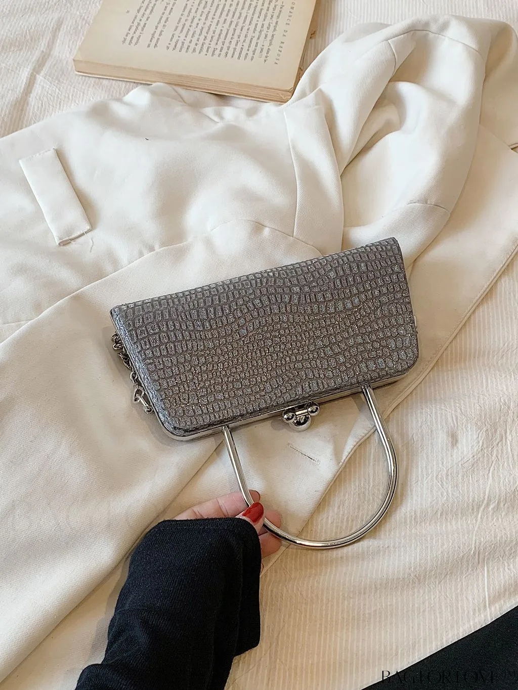 BagForLove - Chic and Versatile Crocodile Pattern Handbag for Stylish Women