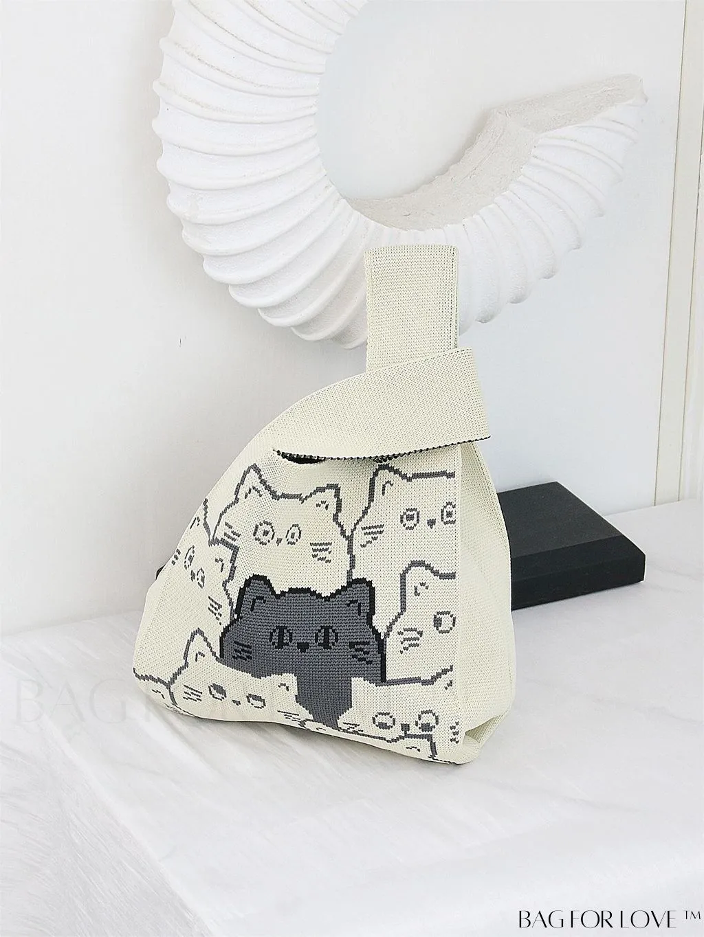 BagForLove - Chic Crochet Tote Bag with Cat & Butterfly Pattern - Perfect for Vacation