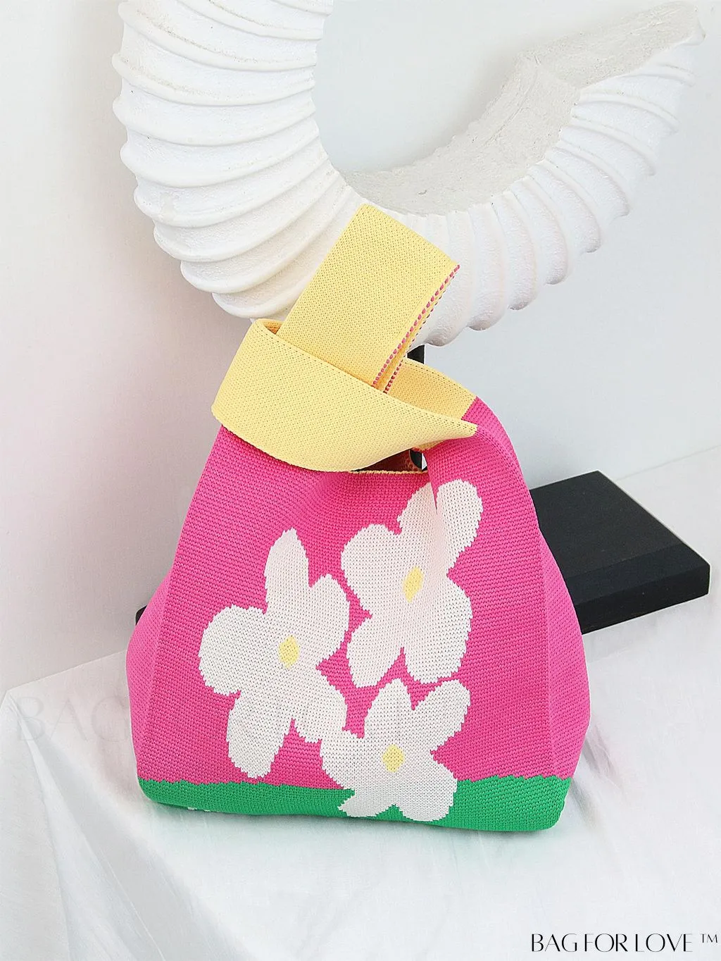 BagForLove - Chic Crochet Tote Bag with Cat & Butterfly Pattern - Perfect for Vacation