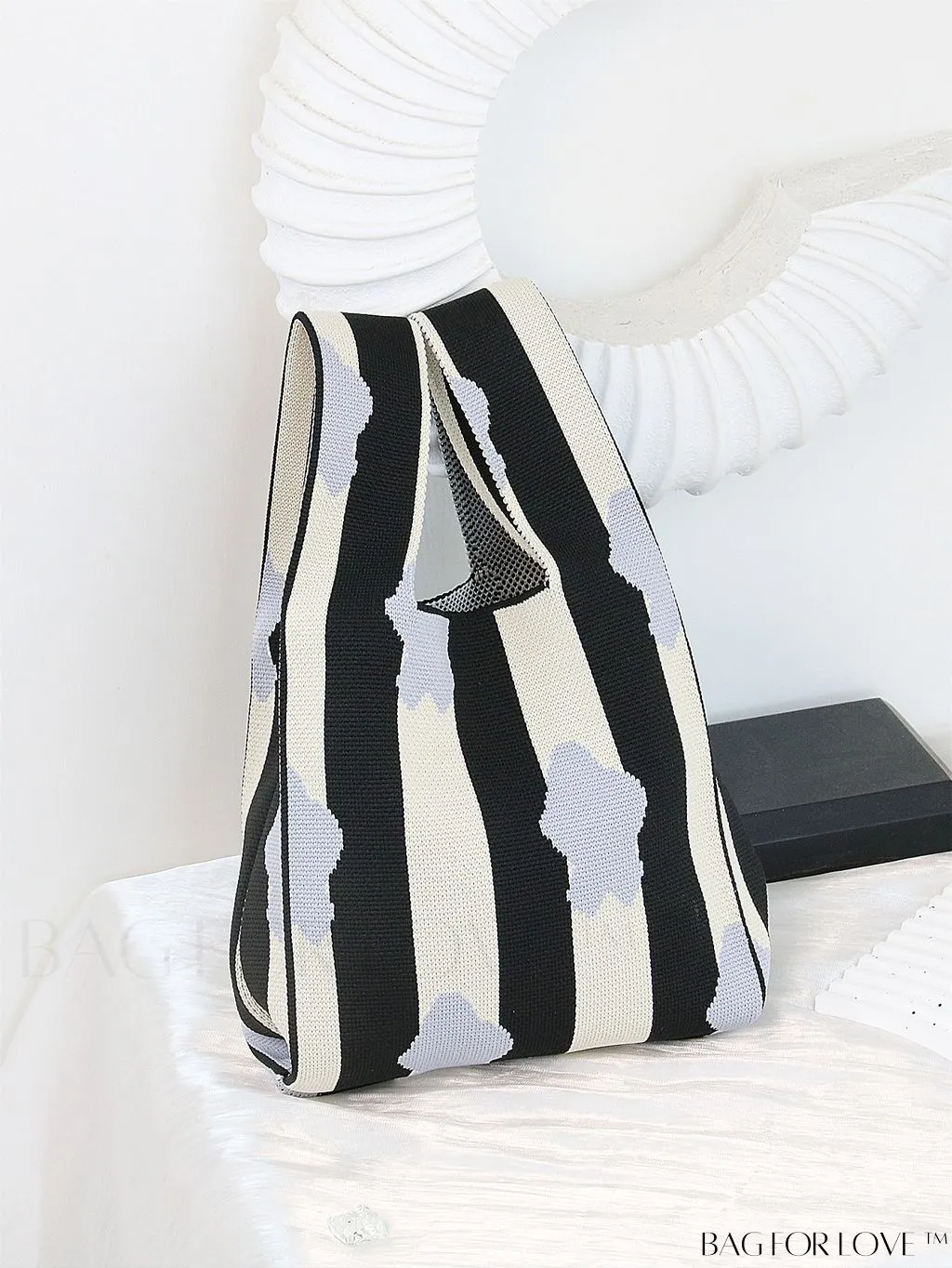 BagForLove - Chic Crochet Tote Bag with Cat & Butterfly Pattern - Perfect for Vacation