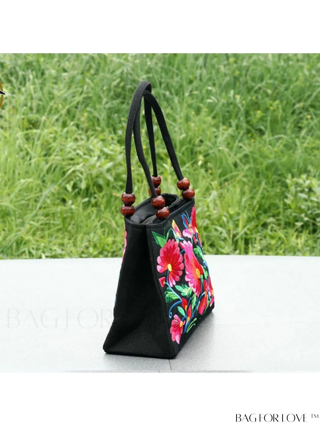 BagForLove - Chic Embroidered Floral Handbag: Canvas Zipper Bag for Womens Fashion Purse