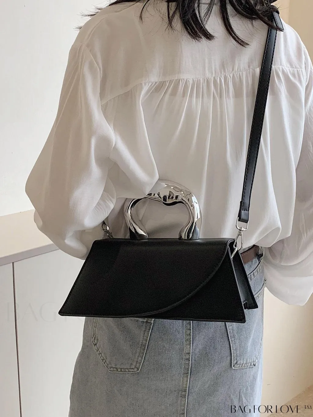 BagForLove - Chic Flap-Top Handle Novelty Bag: The Essence of Minimalist Style
