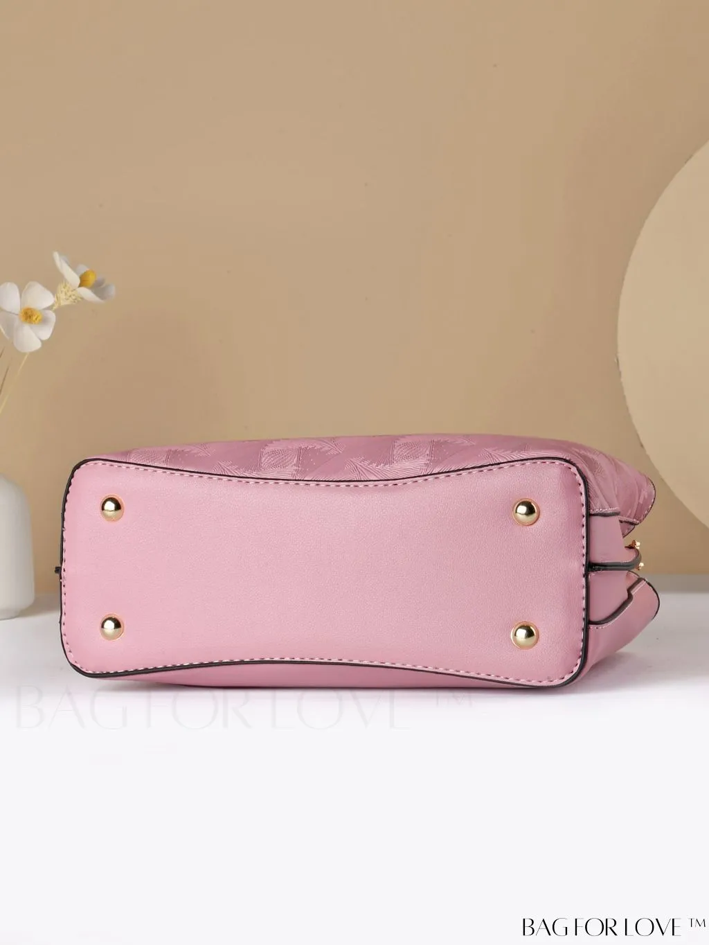 BagForLove - Chic Minimalist Textured Metallic Handbag with Circle Handle for Stylish Commuting