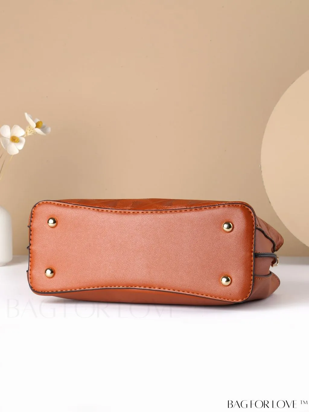 BagForLove - Chic Minimalist Textured Metallic Handbag with Circle Handle for Stylish Commuting