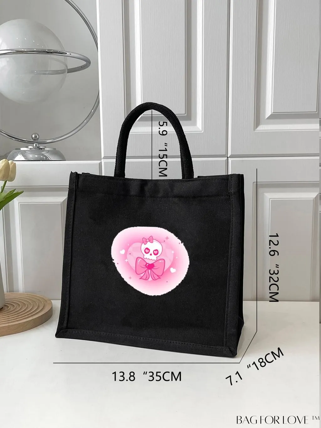 BagForLove - Chic Skull Print Tote: A Fashionable Must-Have