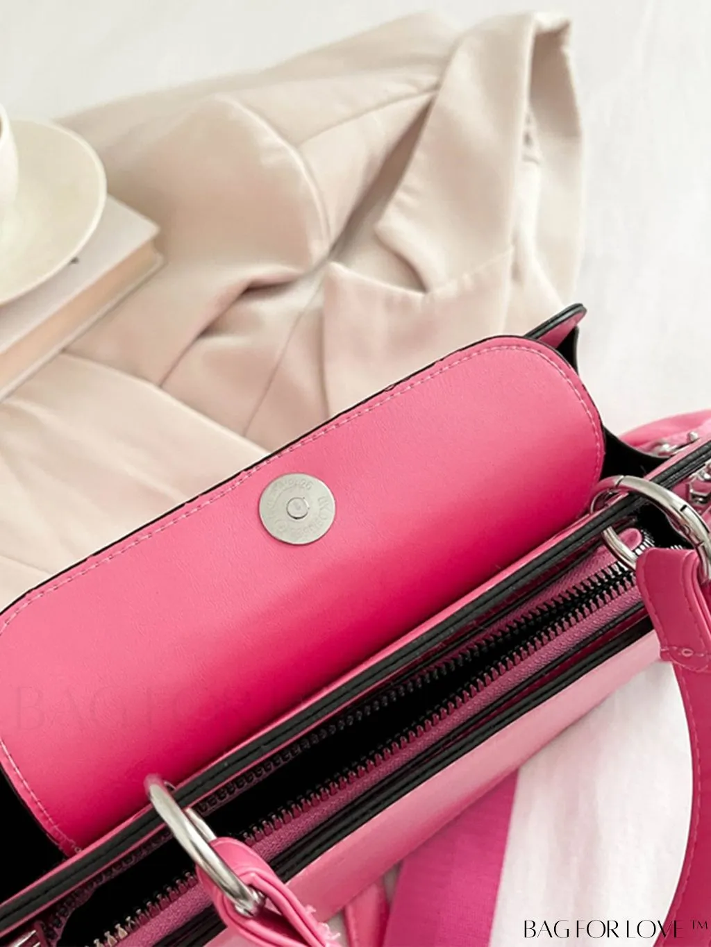 BagForLove - Chic Womens Printed Letter Tote: Versatile Shoulder & Crossbody Bag