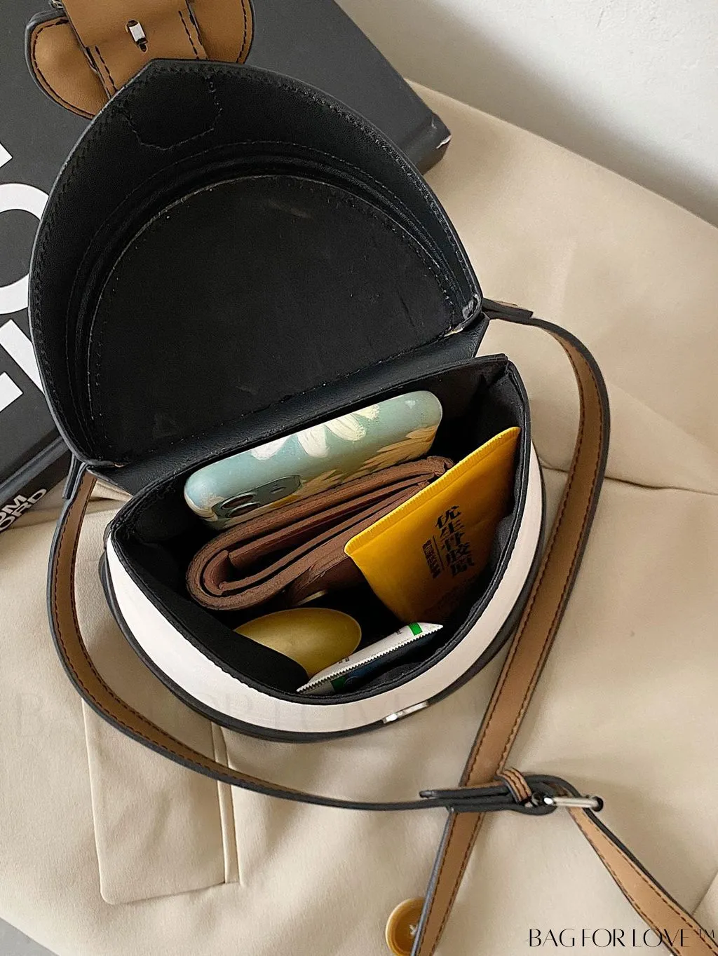 BagForLove - Compact Colorblocked Buckle Bucket Bag with Chic Accent