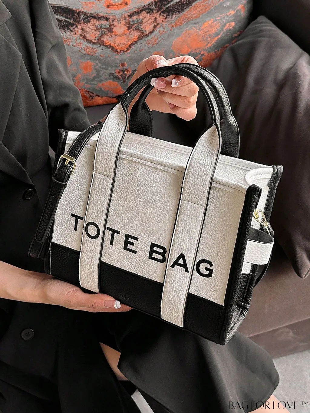 BagForLove - Stylish Litchi Embossed Square Bag with Double Handles and Zipper Closure