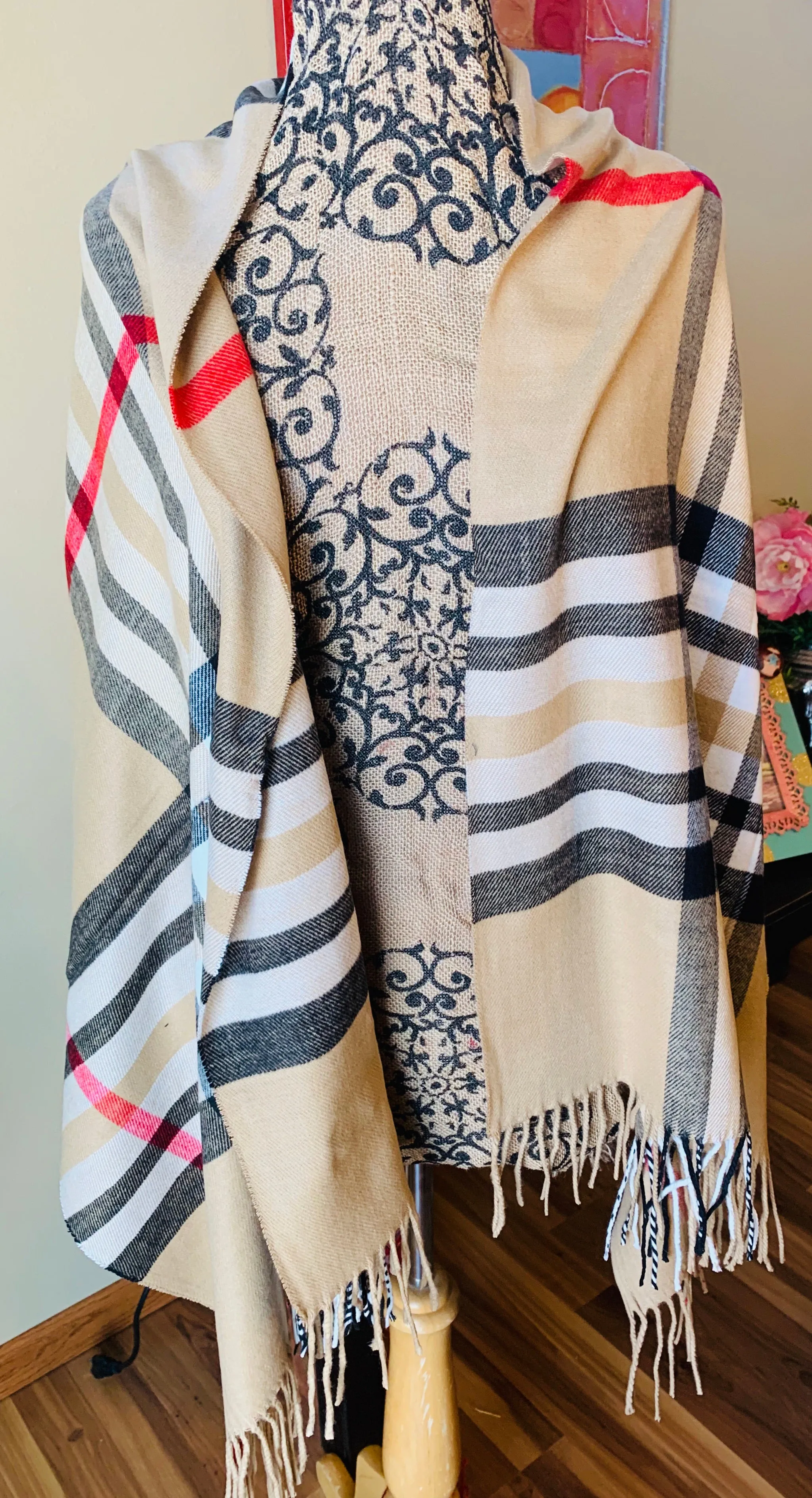 Cashmere Scotland Scarf | 80 x 30 | Camel brown vintage check plaid | Beautiful as a wrap/shawl