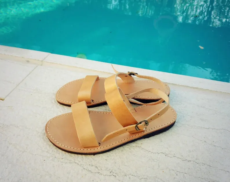 Classic strappy summer sandals