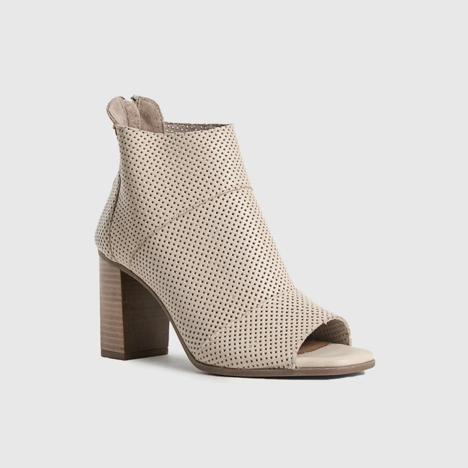 Comfort Block Heel Sandal  Beige 8330