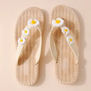 Daisy Charm Rubber Flip Flops