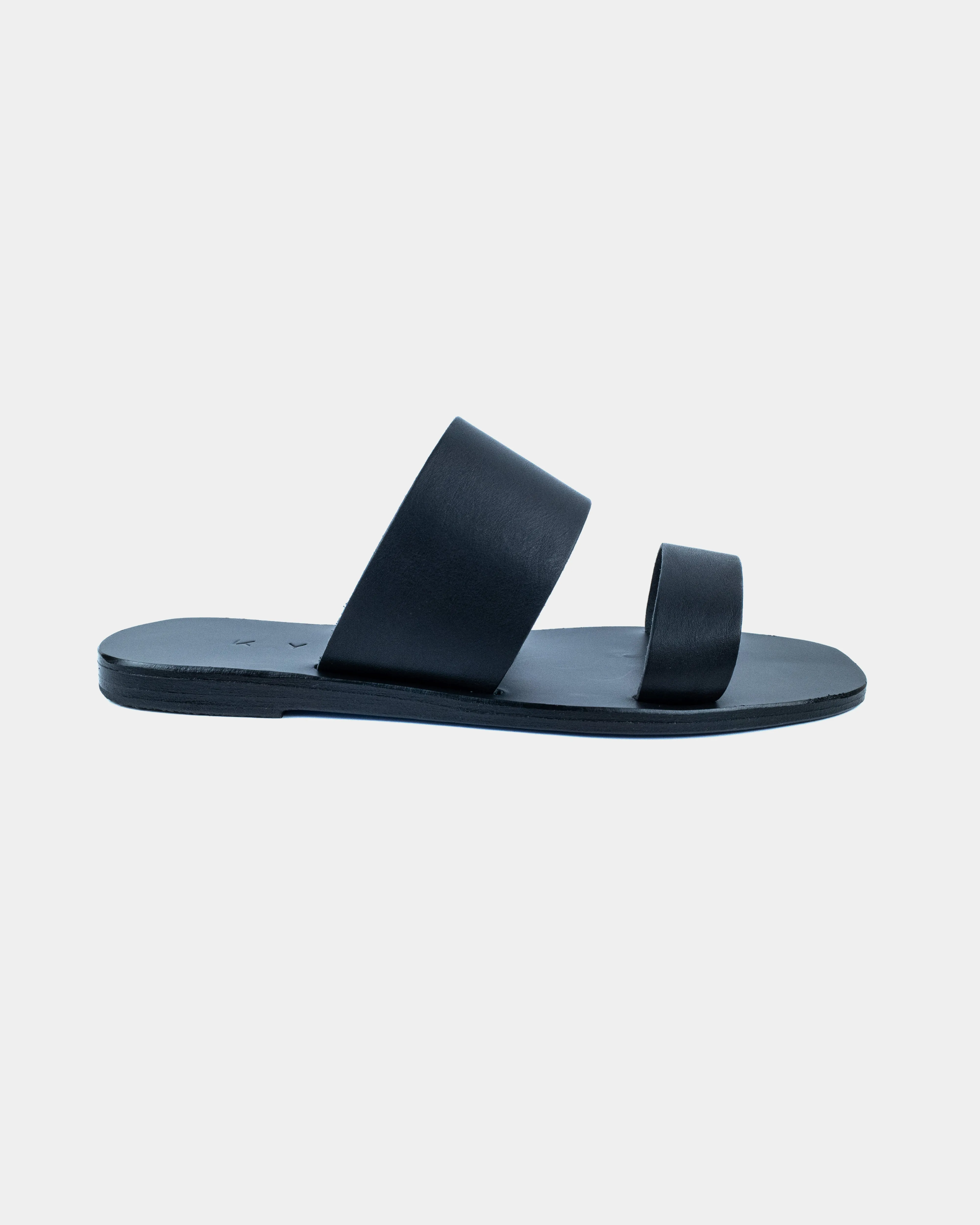 DELOS SQUARE - BLACK/BLACK
