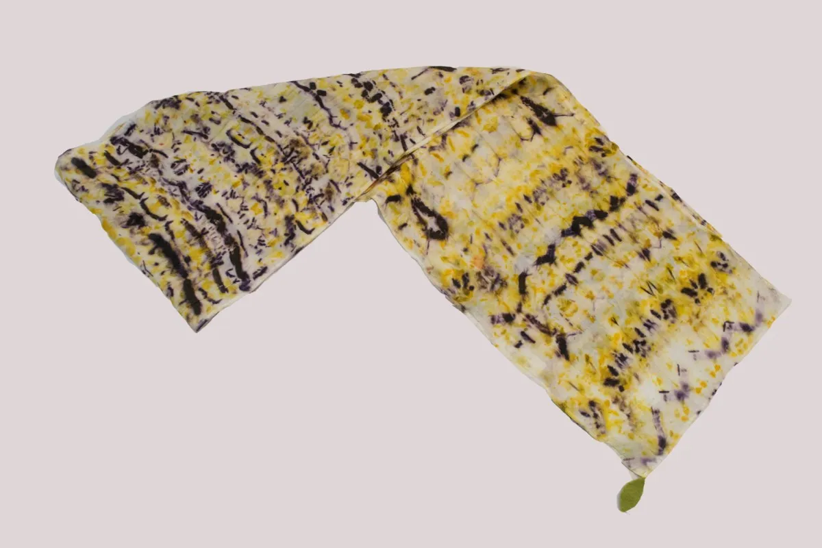 Dot to Dot / Red & Yellow Print Scarf