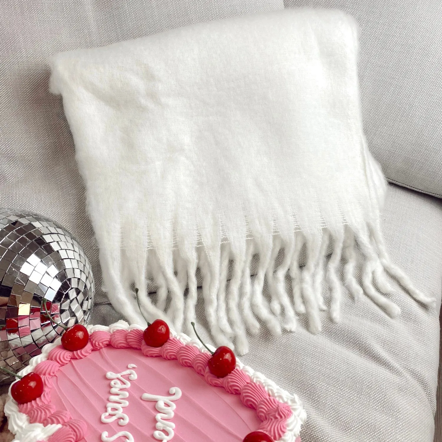 Edith White Oversized Cashmere Scarf