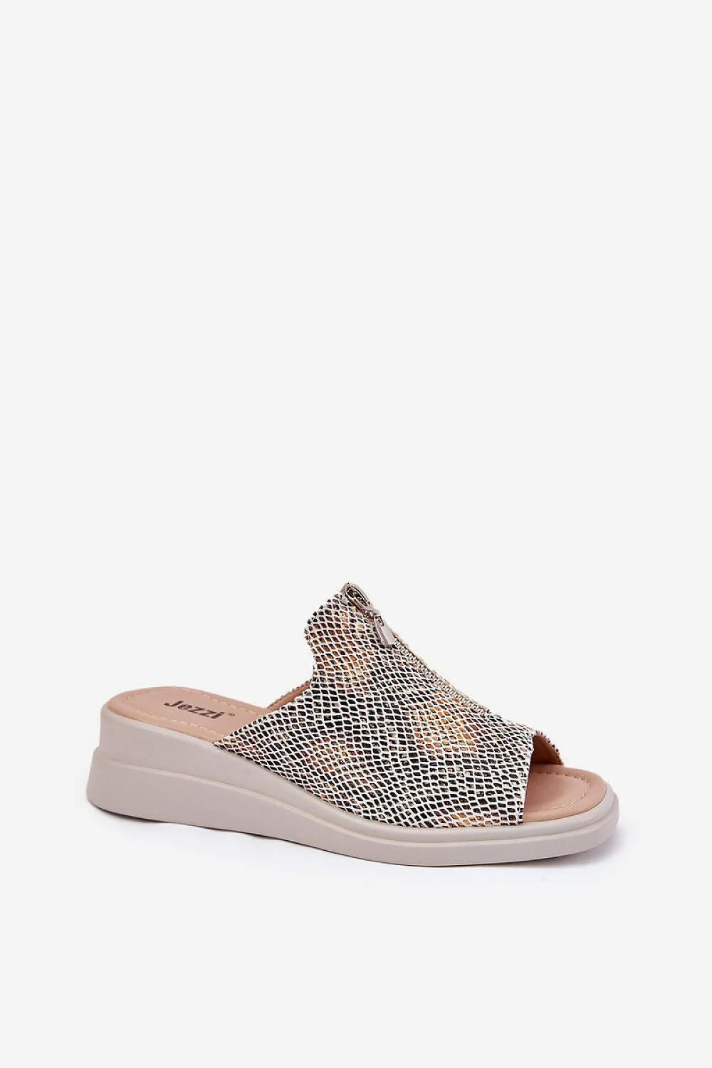 Flip-flops Step in style