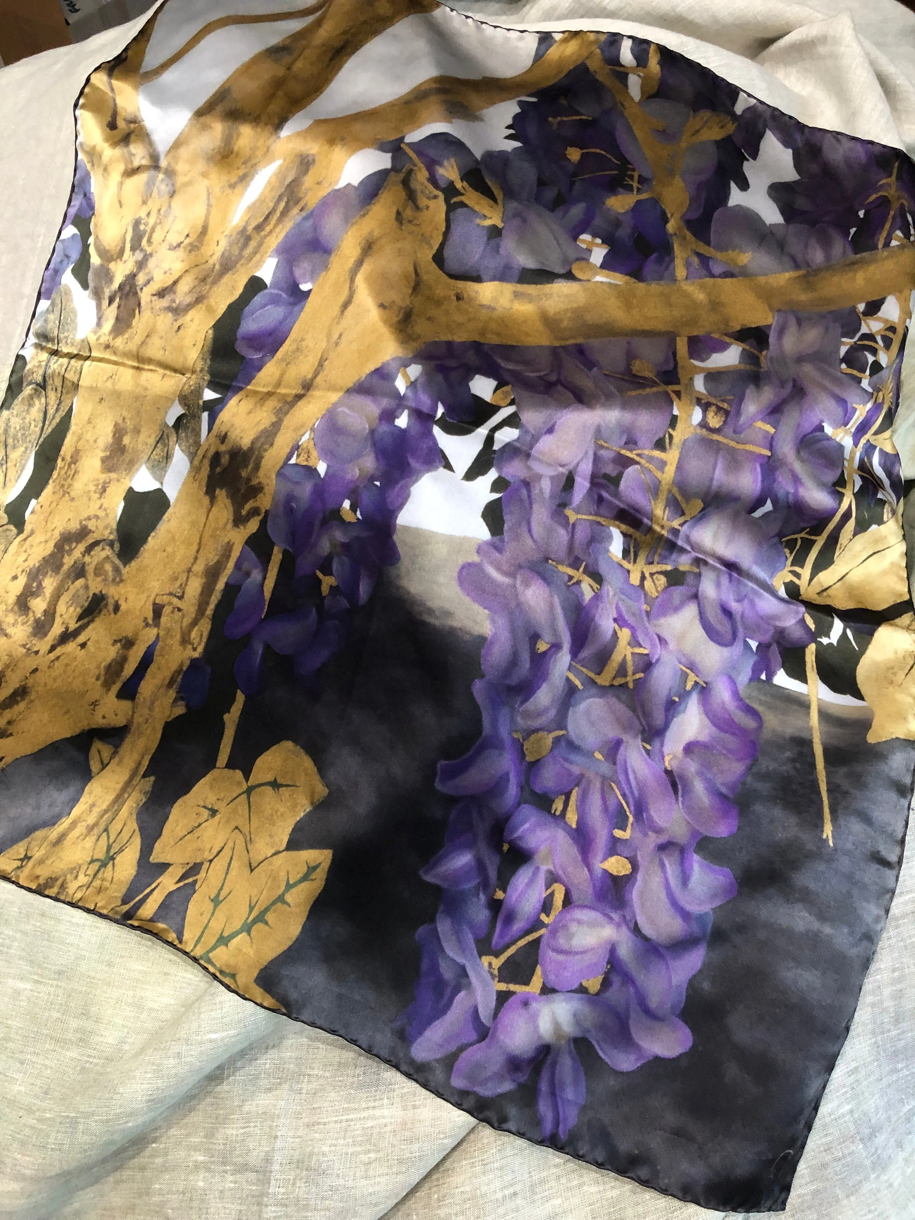 Glicini di San Michele Italian Silk Satin 66 x 66 cm