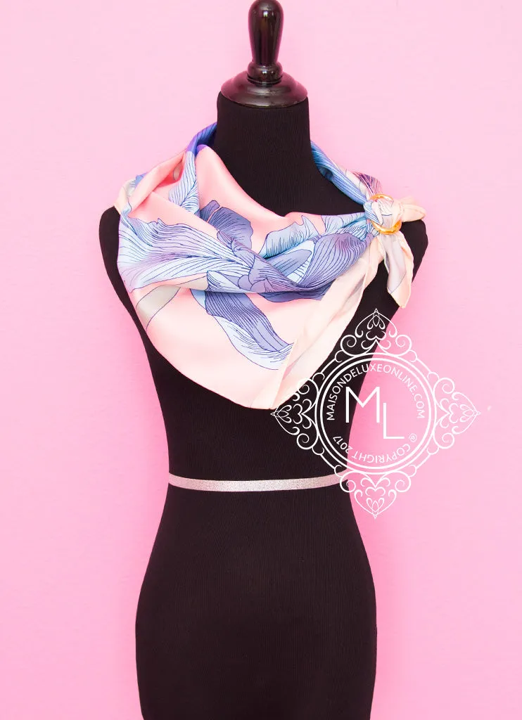 Hermes Pink Twill Silk 90 cm Etude pour un Iris Arc-en-ciel Scarf