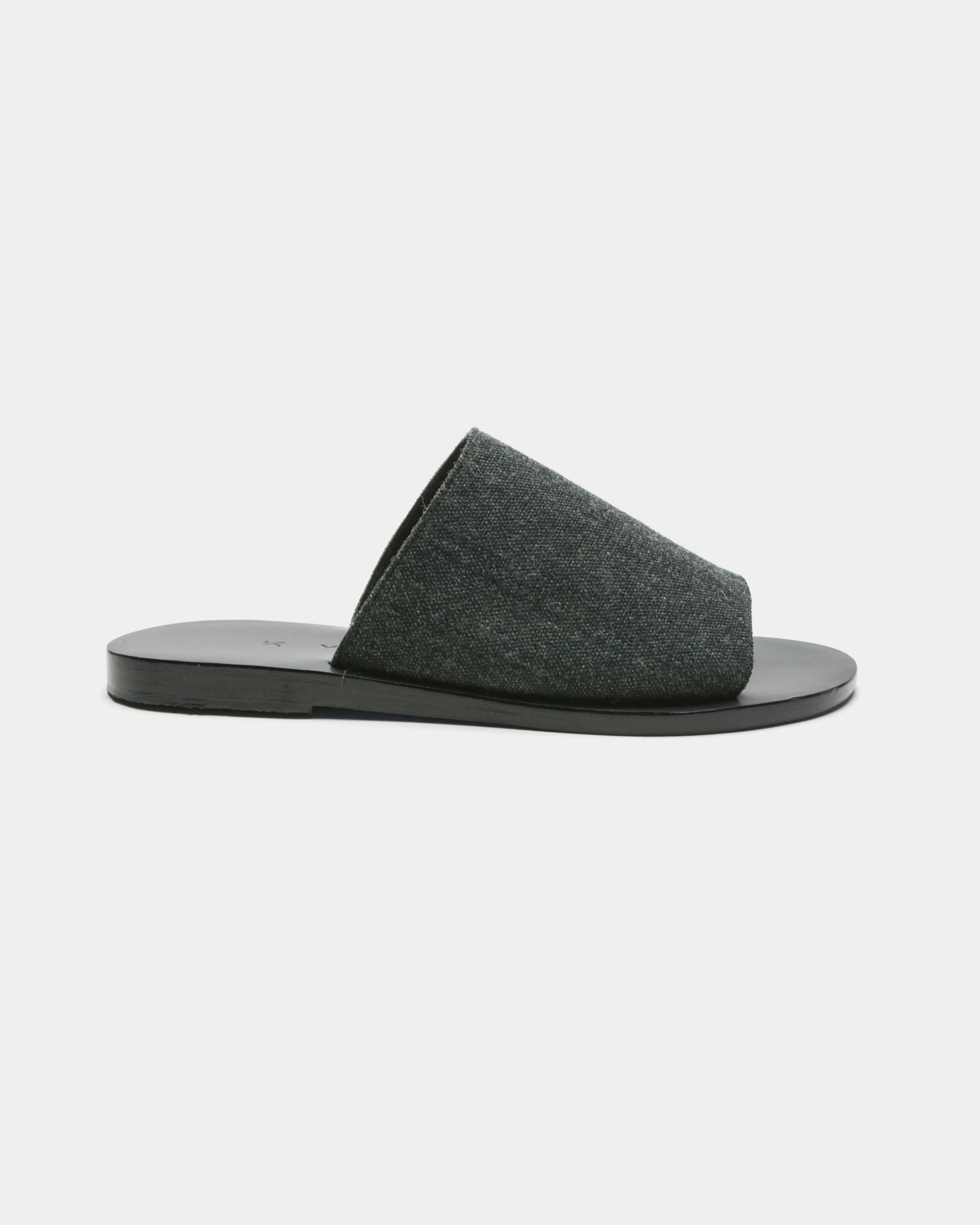 KALYMNOS - BLACK/BLACK LINEN