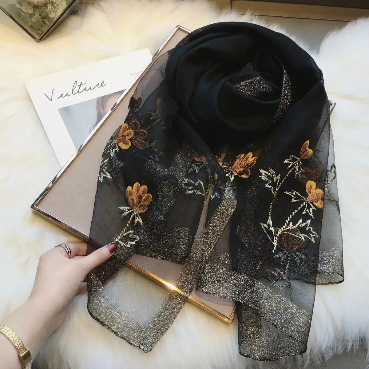 Korean Style New Contrast Color Warm Scarf Fashionable Western Style Gift Giving Long Shawl Women's Silk Blended Scarf