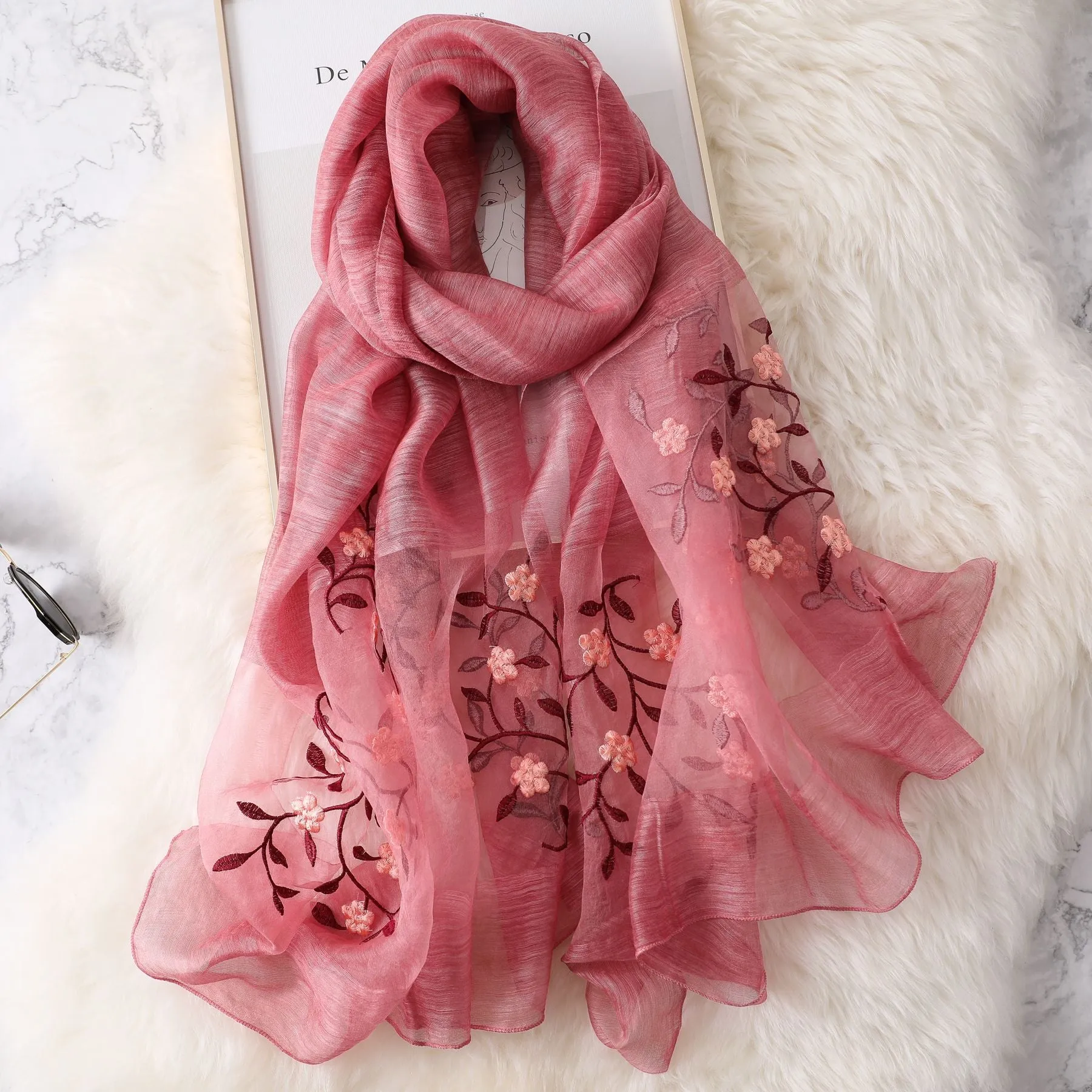 Korean Style New Contrast Color Warm Scarf Fashionable Western Style Gift Giving Long Shawl Women's Silk Blended Scarf
