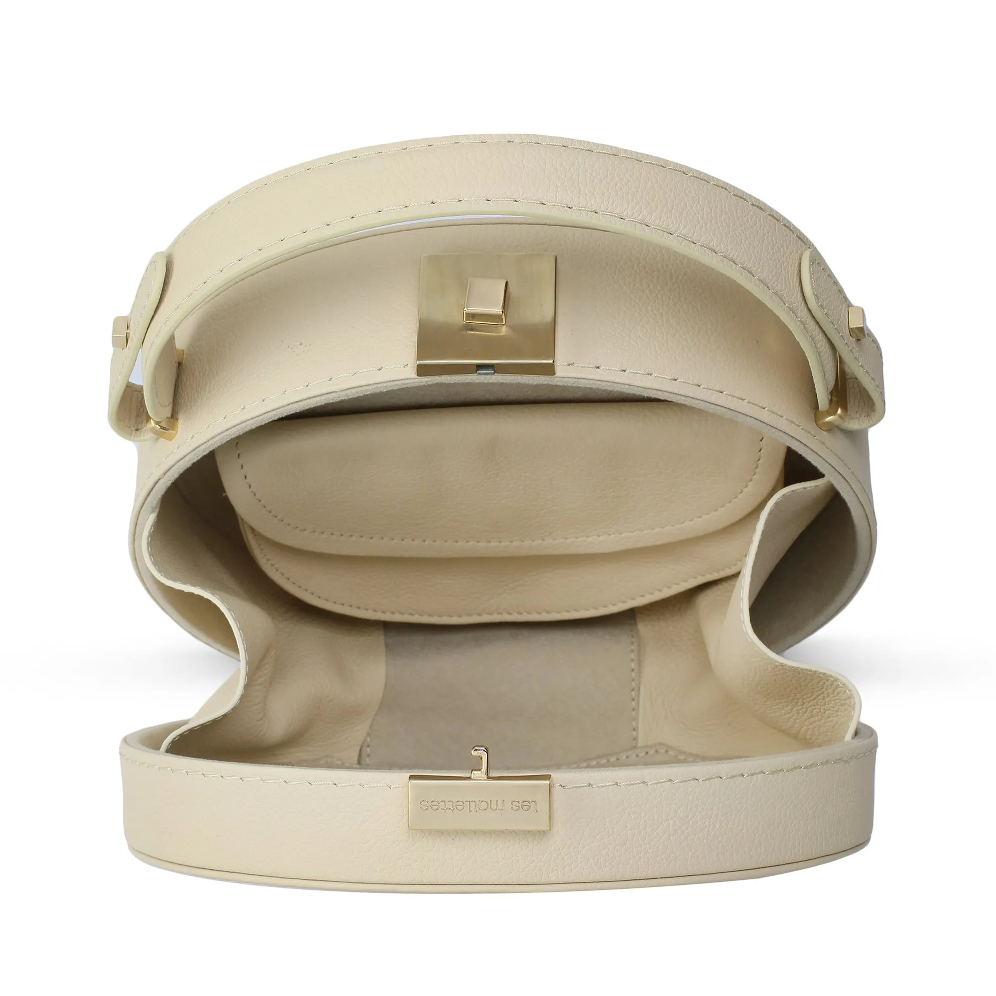 LE CHAPEAUX