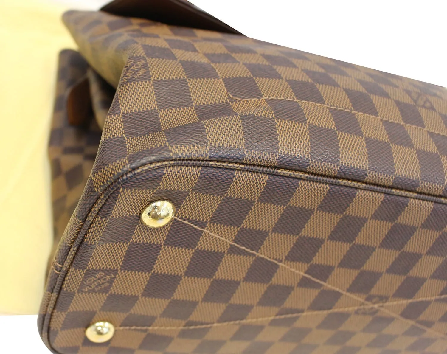 LOUIS VUITTON Damier Ebene Ascot Satchel Bag