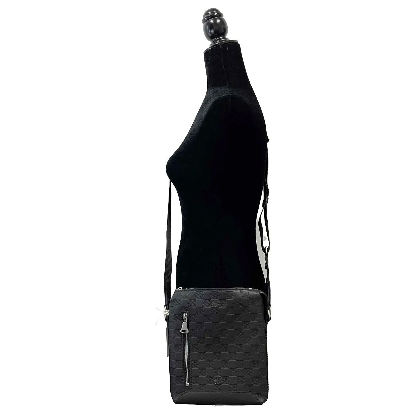 Louis Vuitton - Damier Infini Leather Messenger BB - Black Crossbody