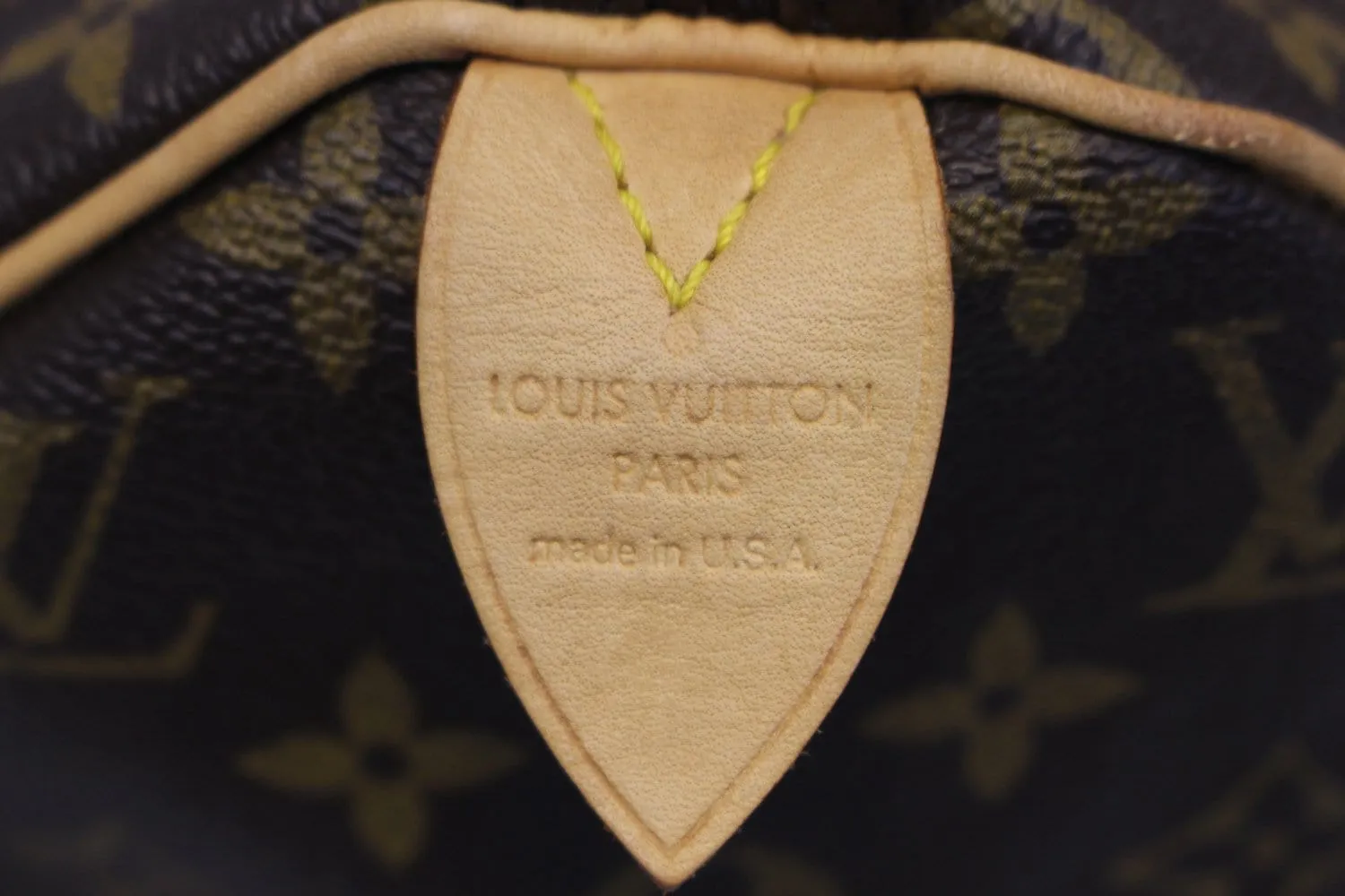 LOUIS VUITTON  Monogram Canvas Speedy 30 Satchel Bag