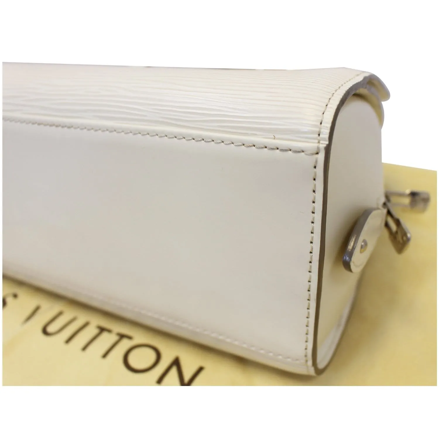 LOUIS VUITTON Pont Neuf PM Epi Leather Satchel Bag Ivory
