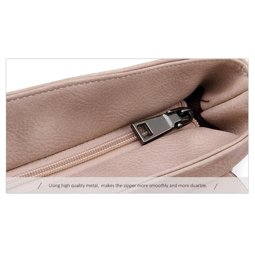<bold>Messenger / Crossbody Bag <br>Vegan-Leather
