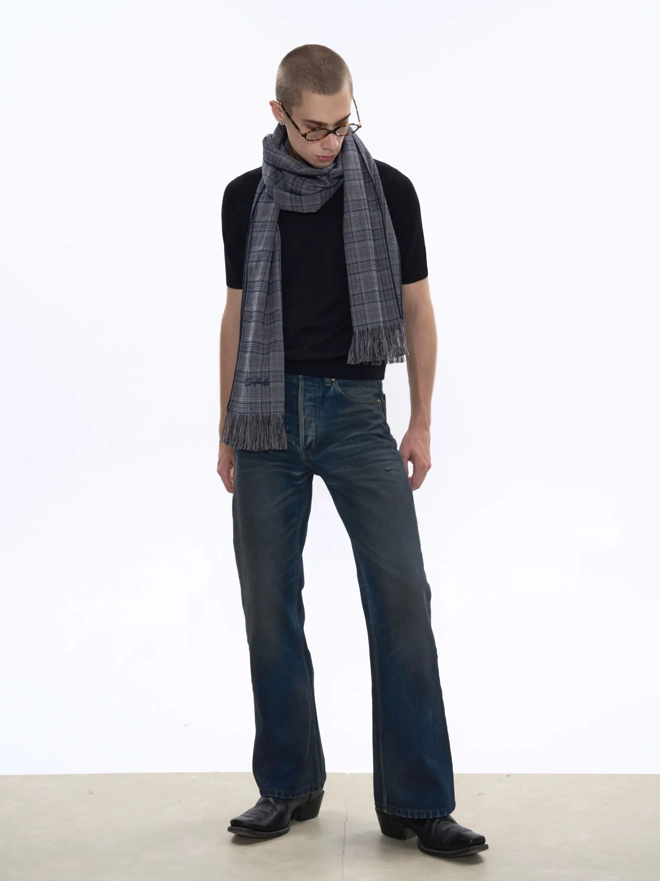 Luxurious Plaid Fringed Scarf