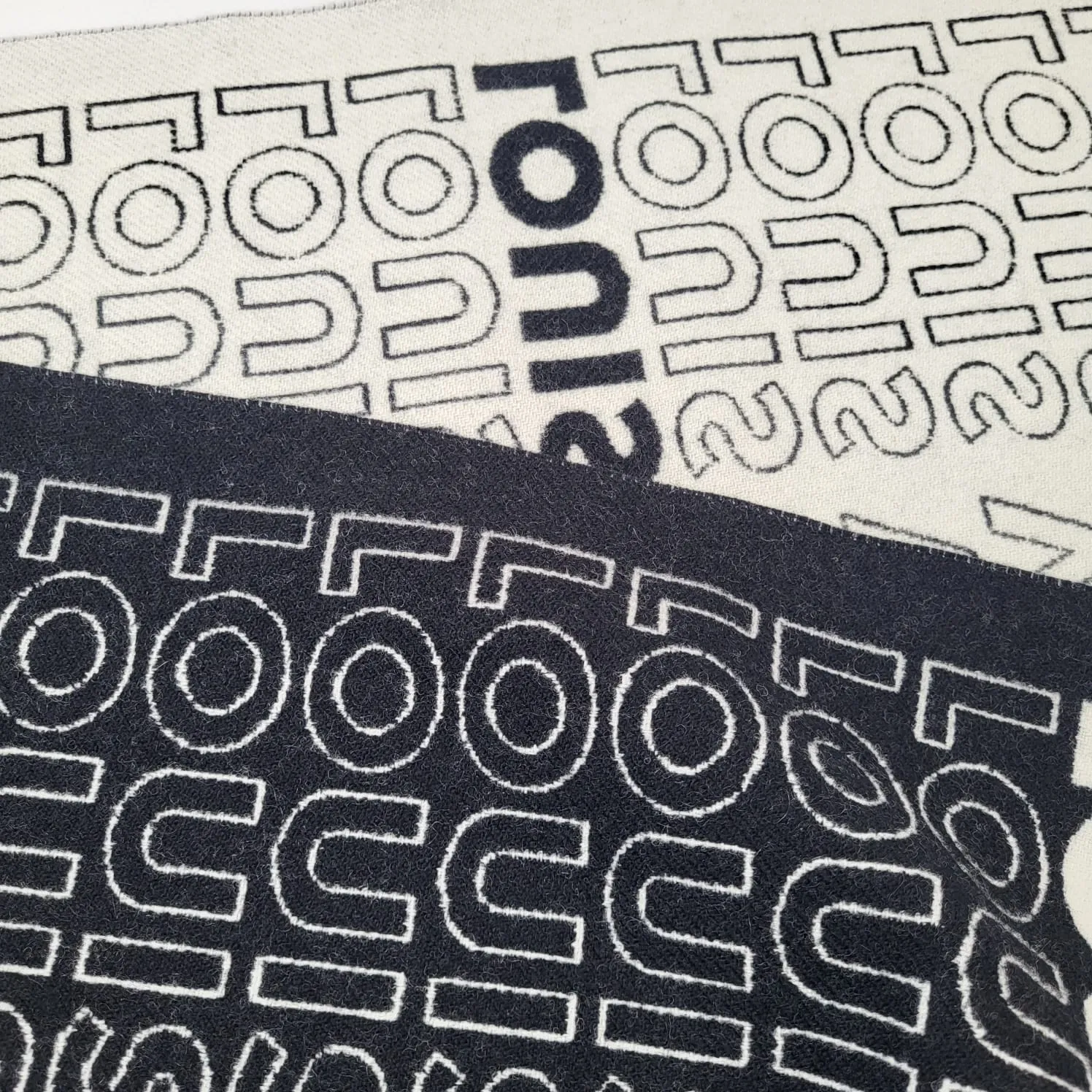 LV List Scarf