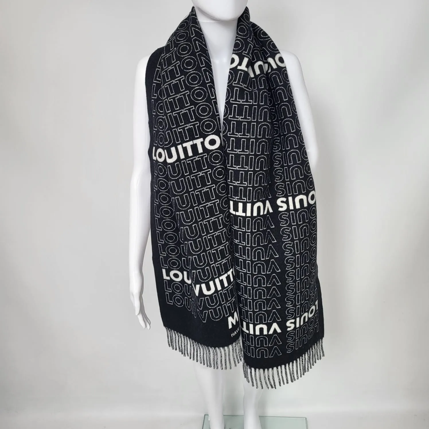 LV List Scarf