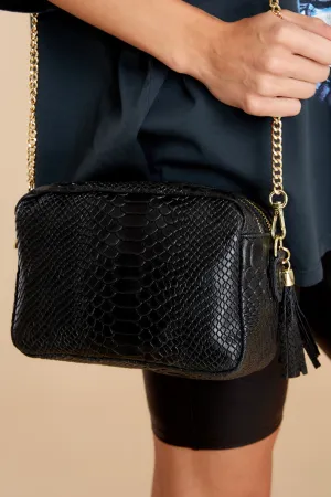 Mile A Minute Black Leather Bag