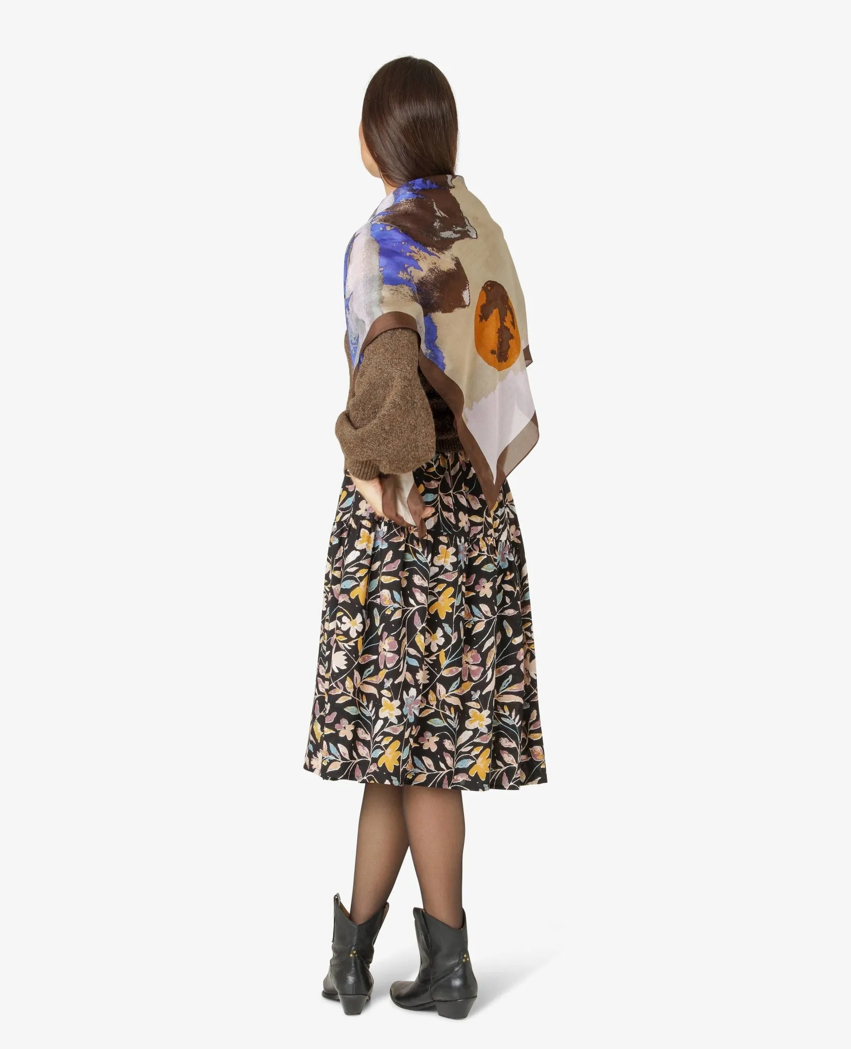 MOONUM SILK SCARF