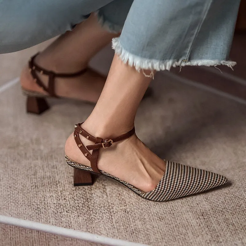 New French Retro Hollow Single Shoes