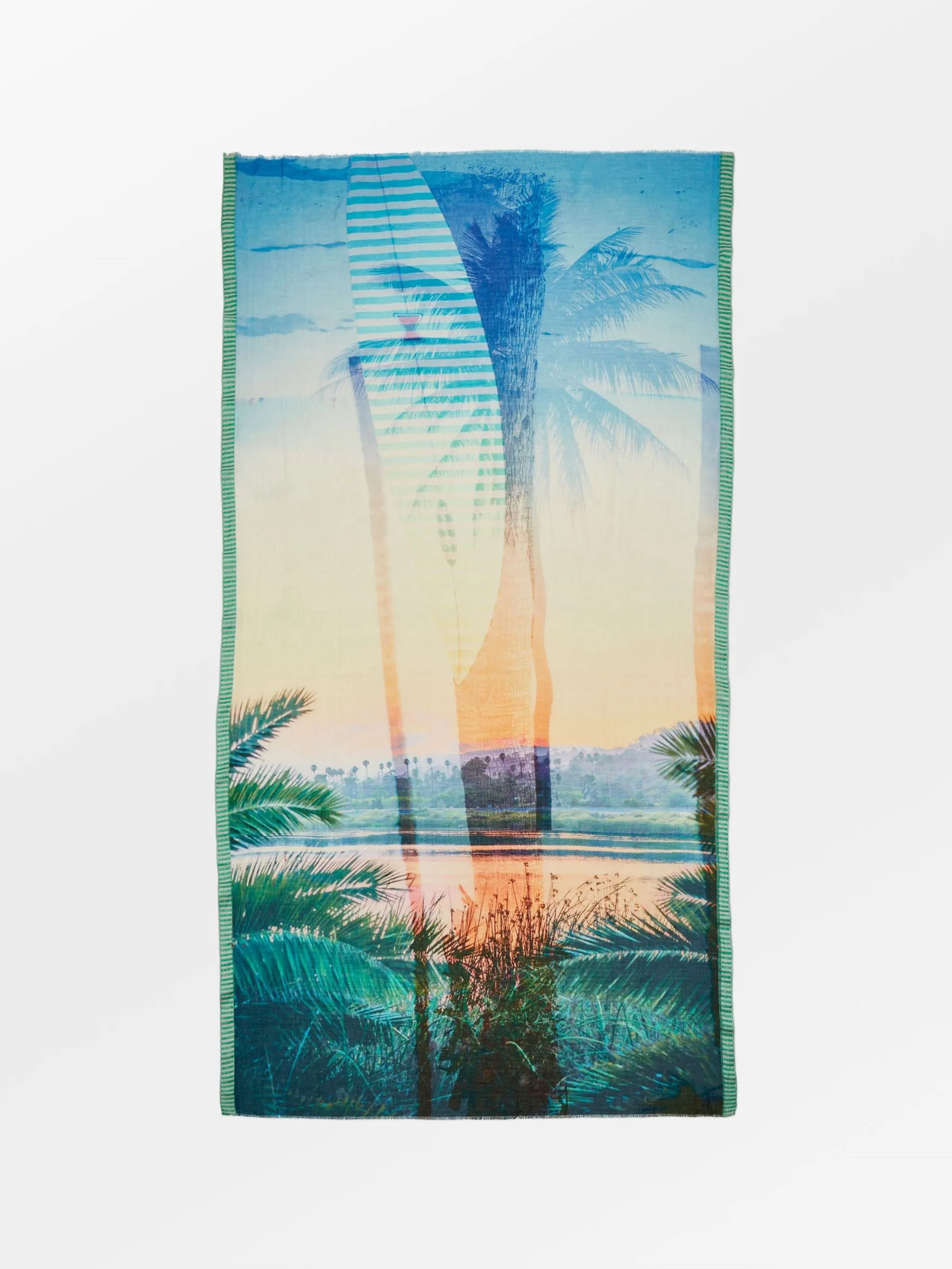 Oahula Cowo Scarf