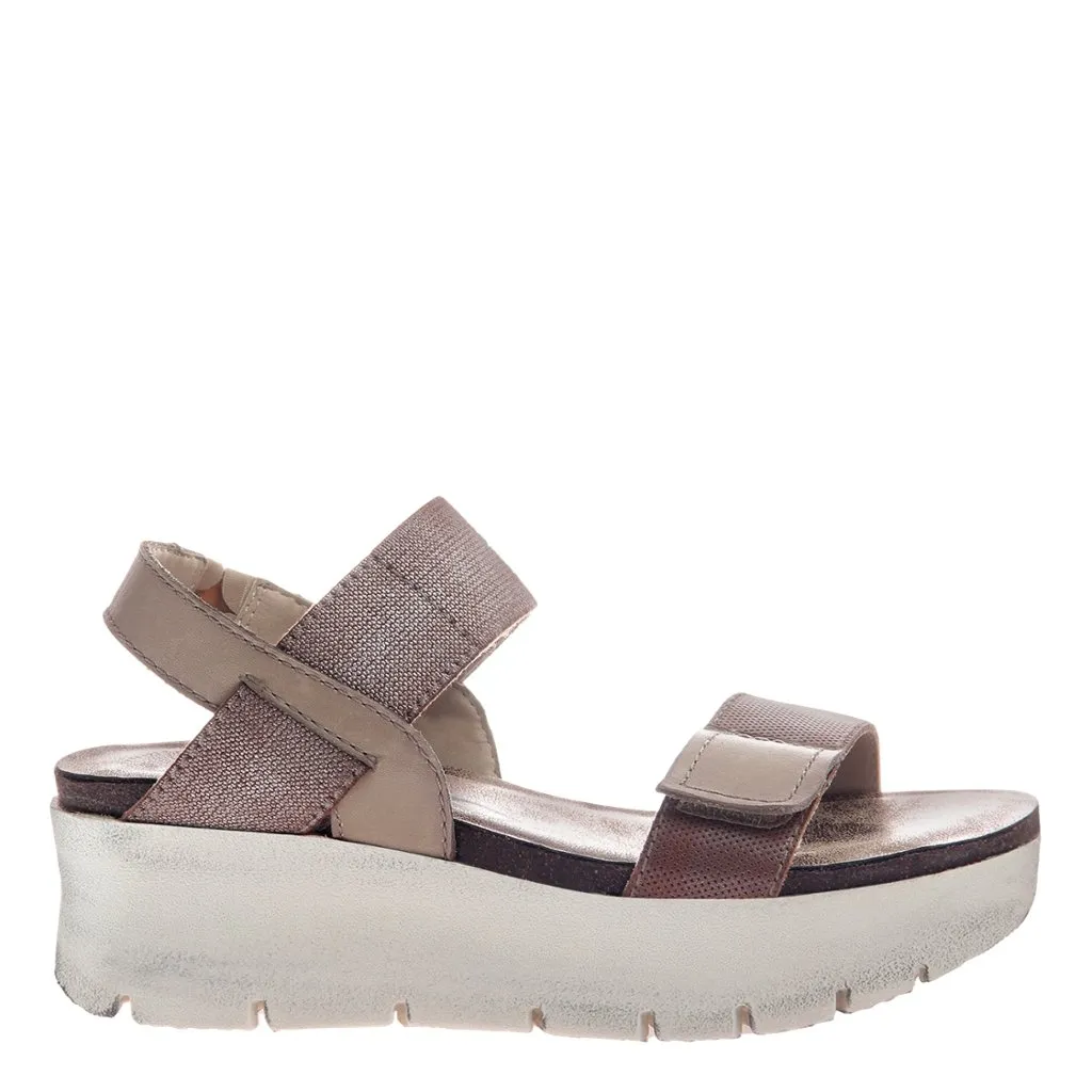 OTBT: NOVA in SILVER Wedge Sandals