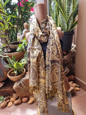 Pashmina scarf