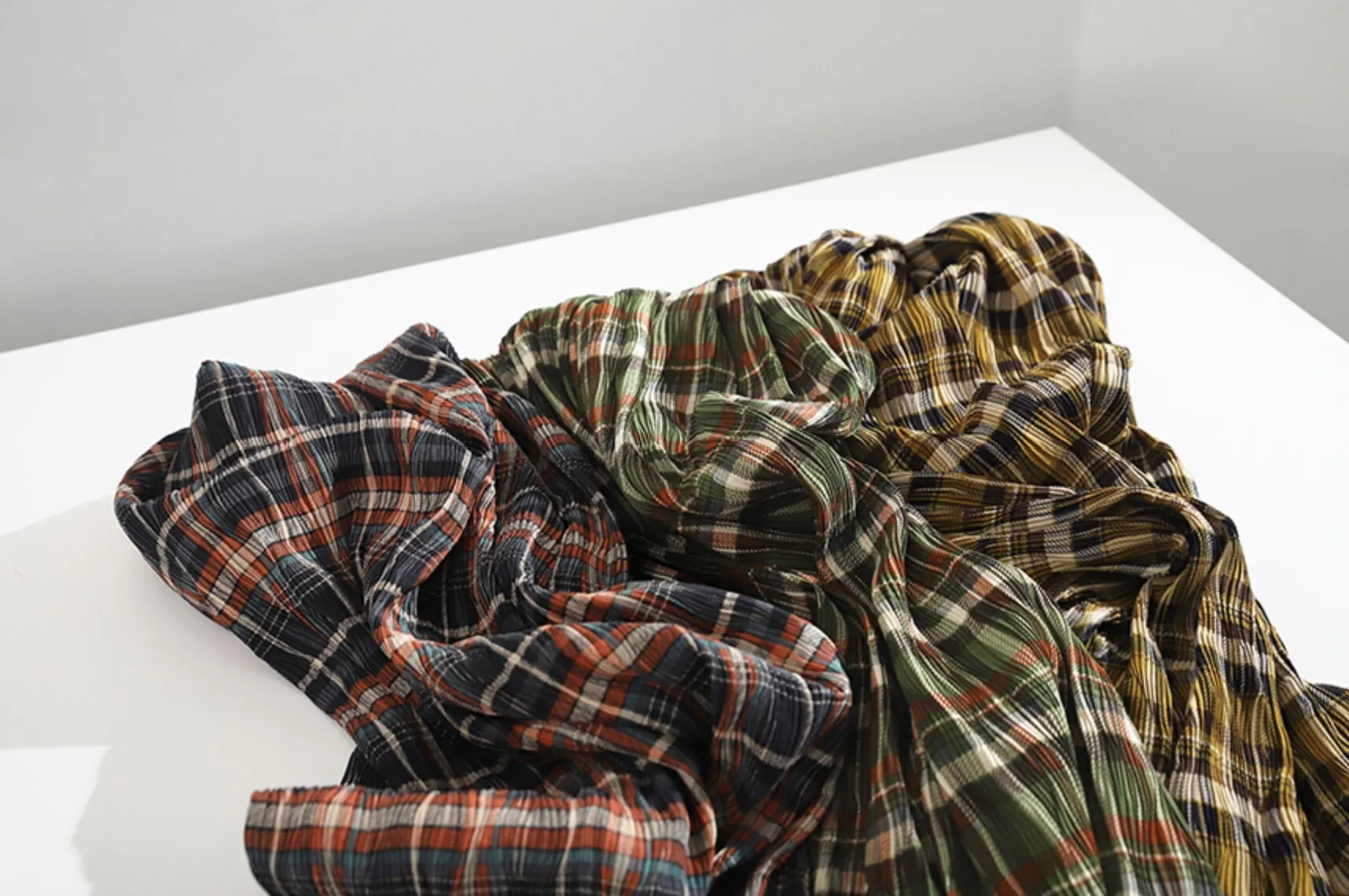 Plaid Checkered Poly Wide Width Fabric with Ribbed Wave Pleats - In Green - Quality Korean Fabric By the Yard - 53722GJ